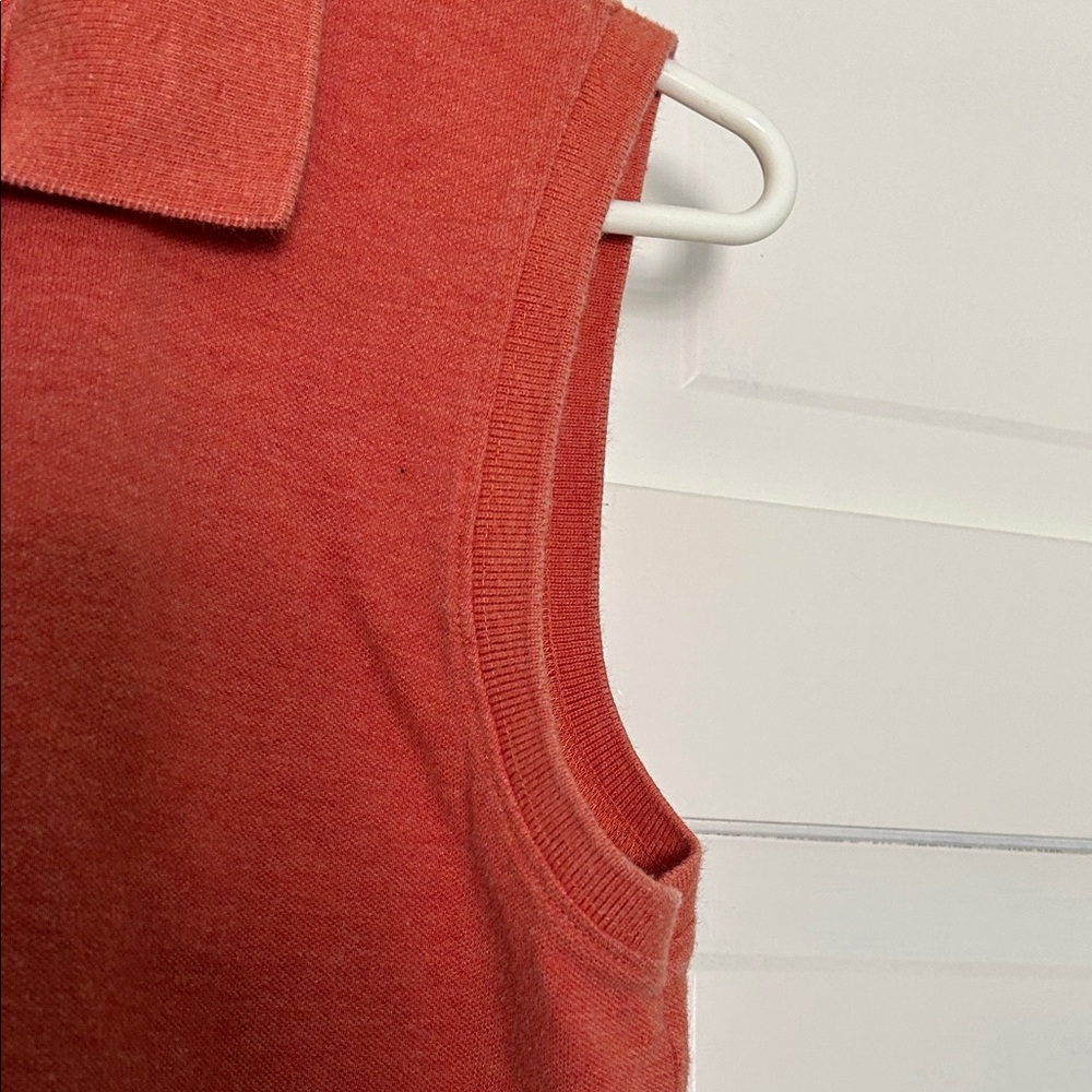 L.L. Bean Women's Coral/Peach Sleeveless Polo Tee - Picture 5 of 9